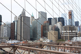 Вид с Бруклинского моста на Нью-Йорк