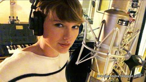 Terjemahan Lirik Lagu Ready For It ? - Taylor Swift