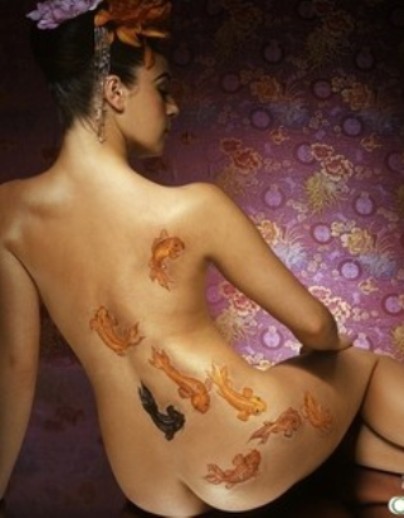 woman body painting  by Emma Hack