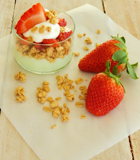 Easy Yogurt Parfait