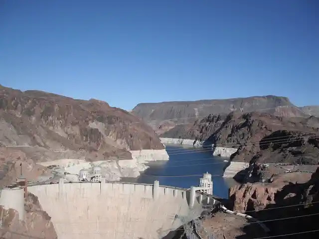 gambar bendungan terbesar di dunia hoover dam
