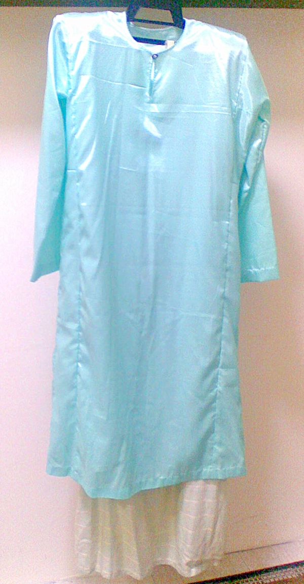 2nd Hand Zoom Baju Kurung Pesak Gantung 