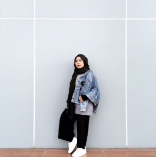 Outfit OOTD Hijabers Terbaru Masa kini 2019