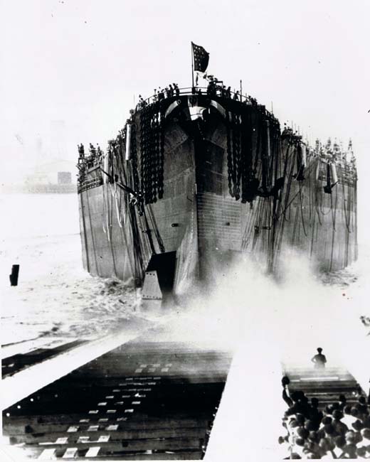 USS South Dakota is launched 7 June 1941 worldwartwo.filminspector.com