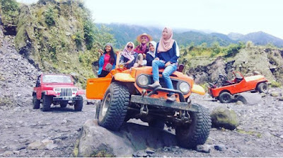 Wisata Jeep Merapi