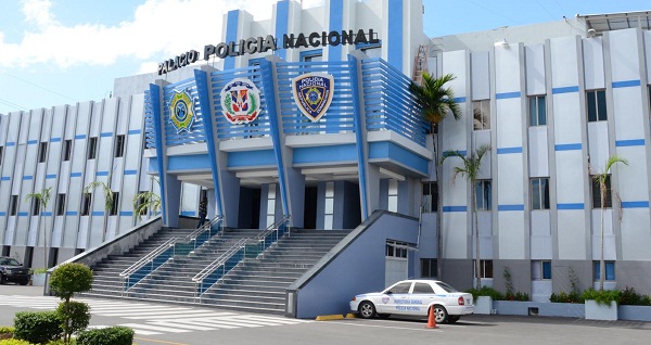 Policía recupera parte de los RD$36 millones robados a camión de valores en Azua