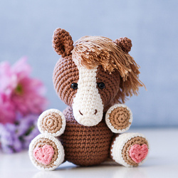 Caballito amigurumi