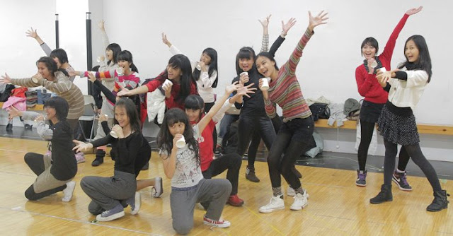 Foto JKT48 Training di Jepang