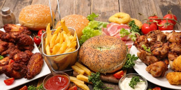 Living near a fast food outlet may increase the risk of diabetes 