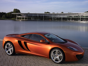 McLaren MP4-12C 2011 (3)