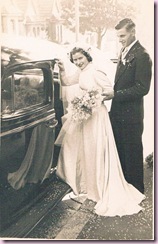 Mary_and_Max_wedding_at_car