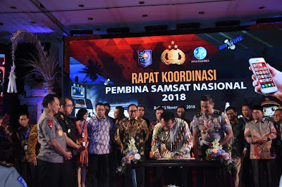 Gubernur Ridho Teken MoU Layanan Samsat Online Nasional 