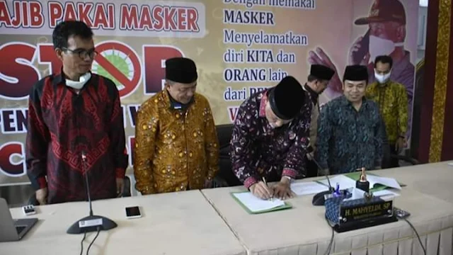 Sosialisasikan Ekonomi Syariah, MES Sumbar Mou dengan AGPAII Sumbar.