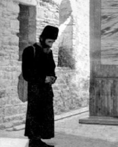 Elder Paisios And The Aroma Of Reverence