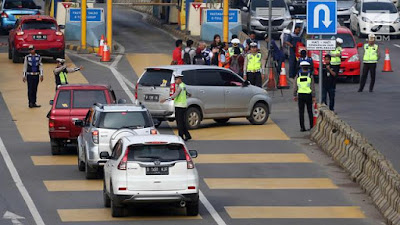 PSBB Wilayah Perbatasan Sukabumi Ada Ribuan Kendaraan Putar Balik 