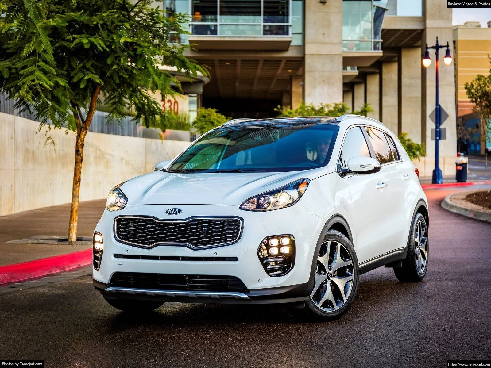 Hình ảnh xe ô tô Kia Sportage US-Version 2017 & nội ngoại thất