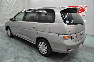 2002 Toyota Gaia for Samoa to Apia