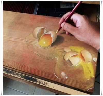 http://funkidos.com/pictures-world/art-world/hyper-realistic-paintings-on-wood