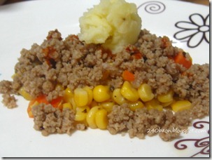 ground beef with veggies and mashed potatoes, by 240baon