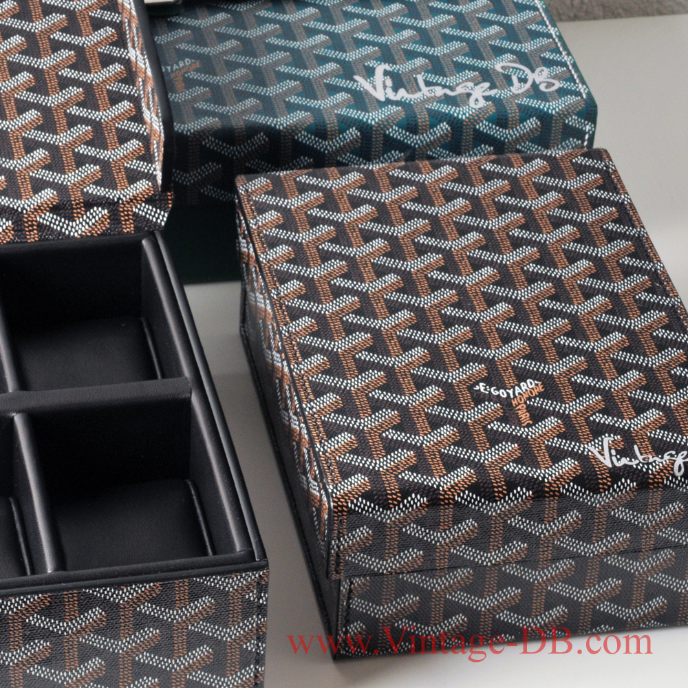 ... at Goyard 233, rue Saint HonorÃ© 75001 Paris T +33 1 42 60 57 04