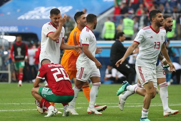Con un gol en tiempo de descuento, Irán venció a Marruecos por el grupo B