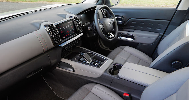 Citroen C5 Aircross front interior