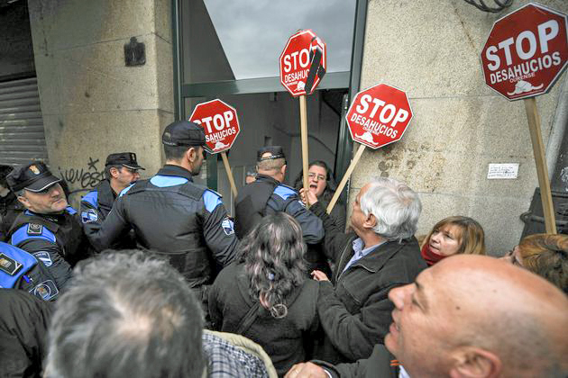 ΣΥΜΦΩΝΑ ΜΕ ΤΟ ΙΣΠΑΝΙΚΟ -ΙΤΑΛΙΚΟ ΜΟΝΤΕΛΟ ΠΤΩΧΕΥΣΗΣ (ΕΞΩΣΗΣ ) Η ΕΙΣΗΓΗΣΗ ΤΗΣ ΚΥΒΕΡΝΗΣΗΣ ΜΗΤΣΟΤΑΚΗ ΣΤΗΝ ΤΡΟΠΟΛΟΓΙΑ ΤΟΥ ΠΤΩΧΕΥΤΙΚΟΥ ΝΟΜΟΥ