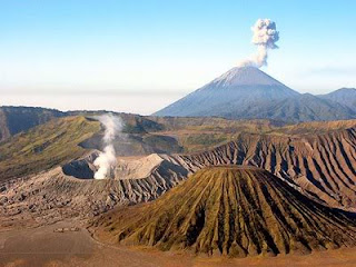 objek whsata gunung bromo indonesia