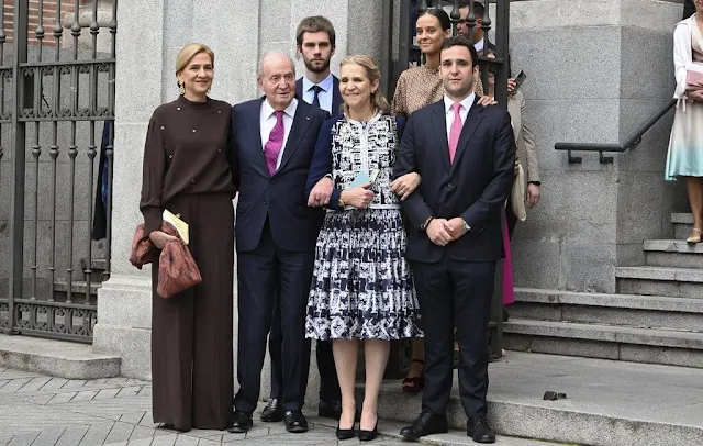 King Juan Carlos, Infanta Cristina, Infanta Elena, Juan Urdangarin, Felipe Juan Froilan and Victoria Federica