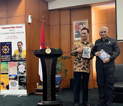 HUBUNGAN SOSIO-POLITIK INDONESIA-CHINA. IMPLEMENTASI KEBIJAKAN BERBASIS BELT & ROAD INITIATIVE