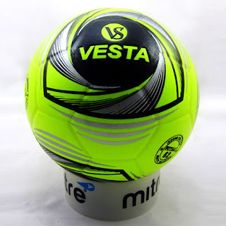 bola futsal vesta