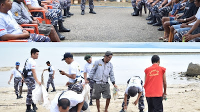 Lanudal Kupang Laksanakan Komsos Soal Kebersihan di Kawasan Pantai Nelayan Lasiana