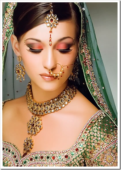 Indian bridal makeup, jewellery & bridal dress