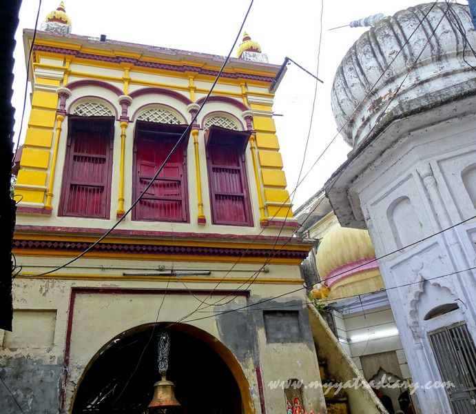 Entrance gates of the Anandeshwar Dham Kanpur, Uttar Pradesh