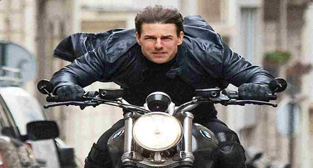 Who plays the protagonist in The Mission Impossible series?