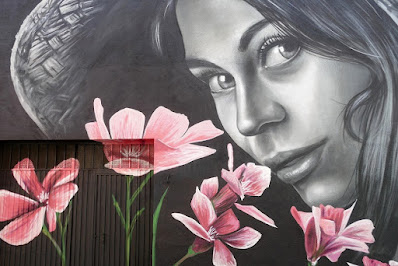 graffiti_woman-face-flowers-art