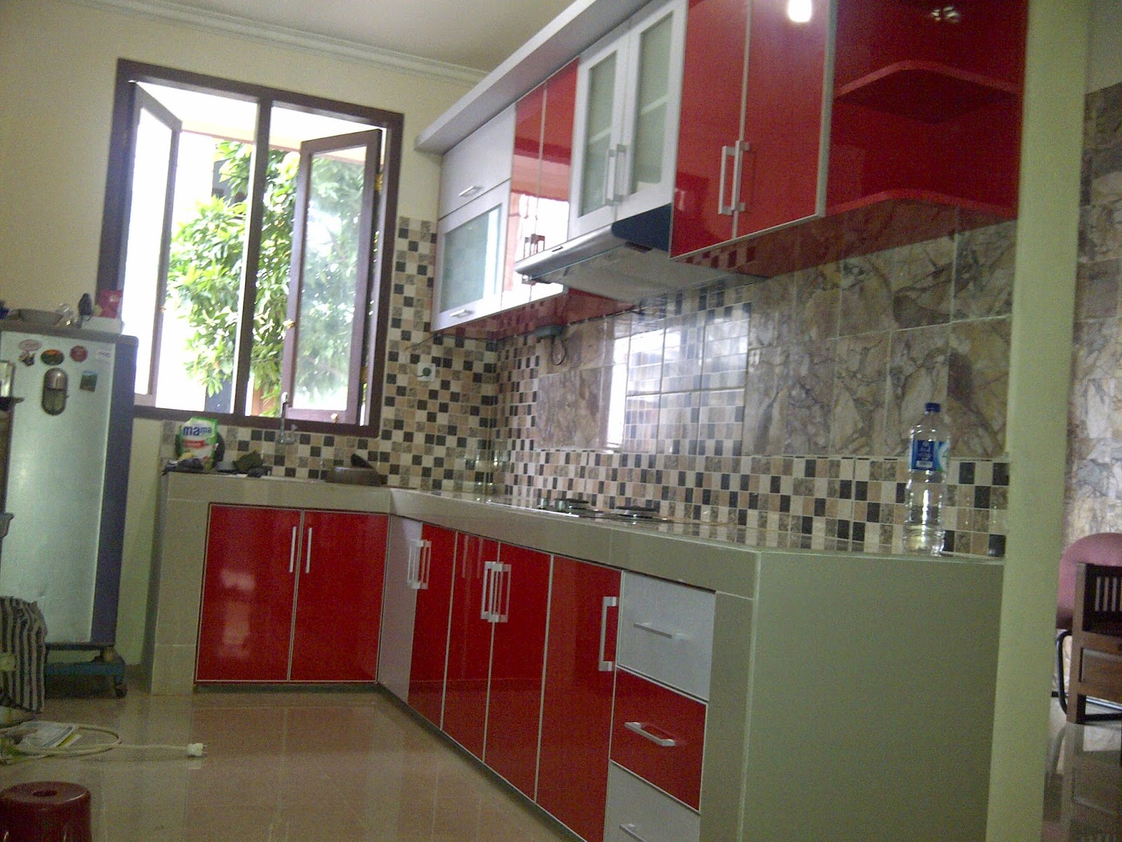 perhitungan biaya kitchen set