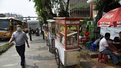   Daya Beli Anjlok, Pendapatan UMKM Jabar Turun Drastis Hingga 80 persen 