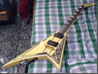 17 full-stringed3