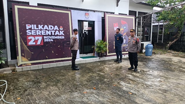 Polresta Balikpapan Laksanakan Pengamanan Kantor KPU dalam Rangka Ops Mantap Praja Mahakam 2024