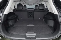 Nissan X-Trail trunk