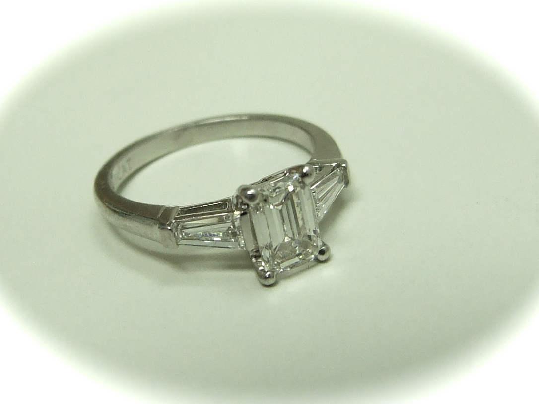 Vintage Diamond Engagement Ring Birks Canada 0.88ct Toronto Auction