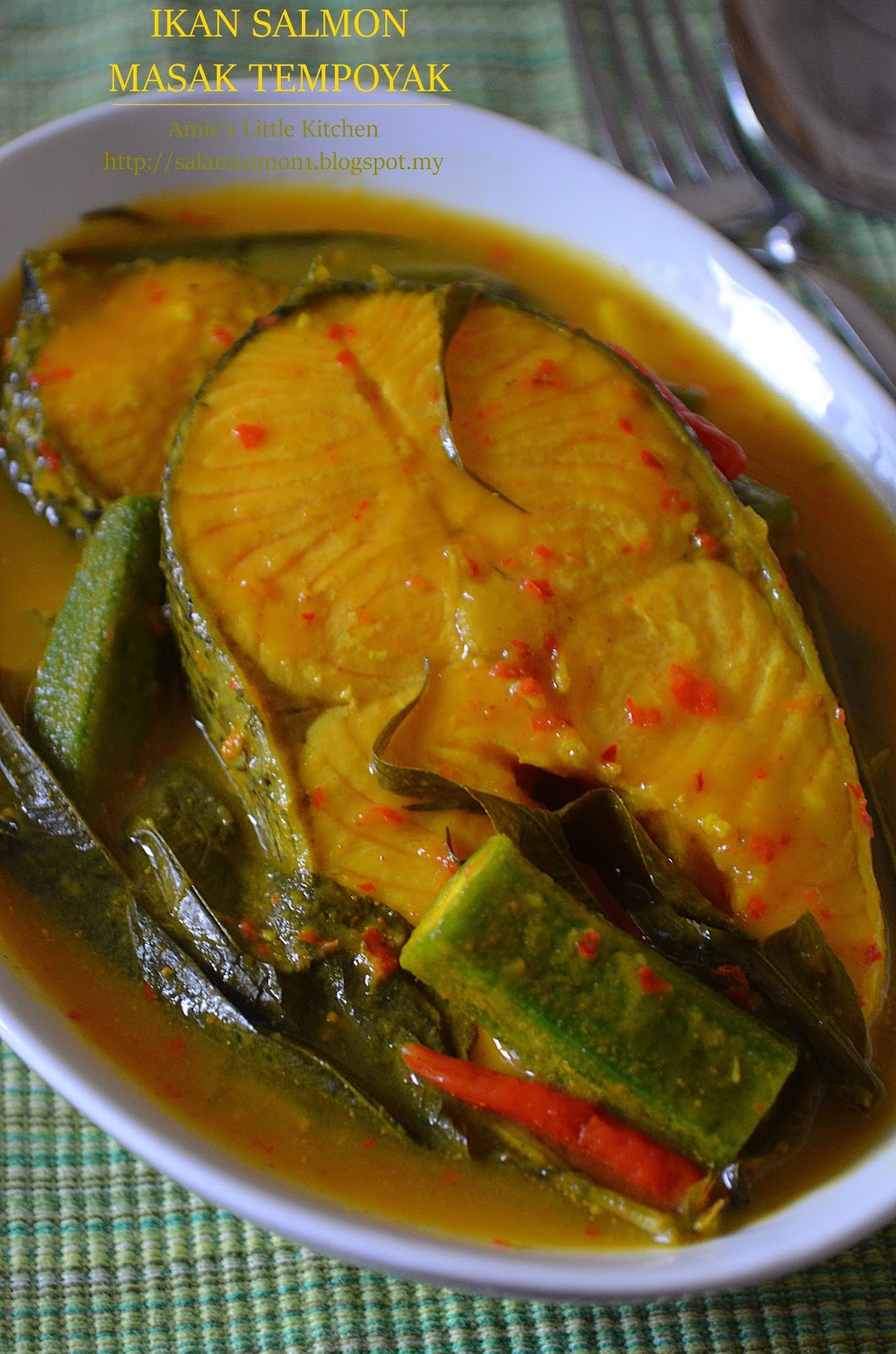 AMIE'S LITTLE KITCHEN: Ikan Salmon Masak Tempoyak