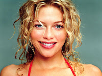 Amanda Detmer Hot Wallpapers