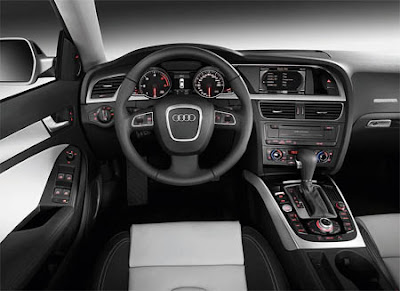  Audi представила A5 Sportback