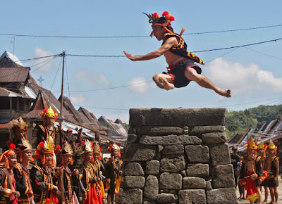 Keunikan Seni & Budaya Sumatra