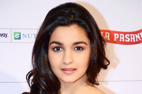 alia bhatt biography