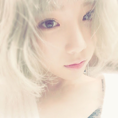 SNSD TaeYeon SelCa