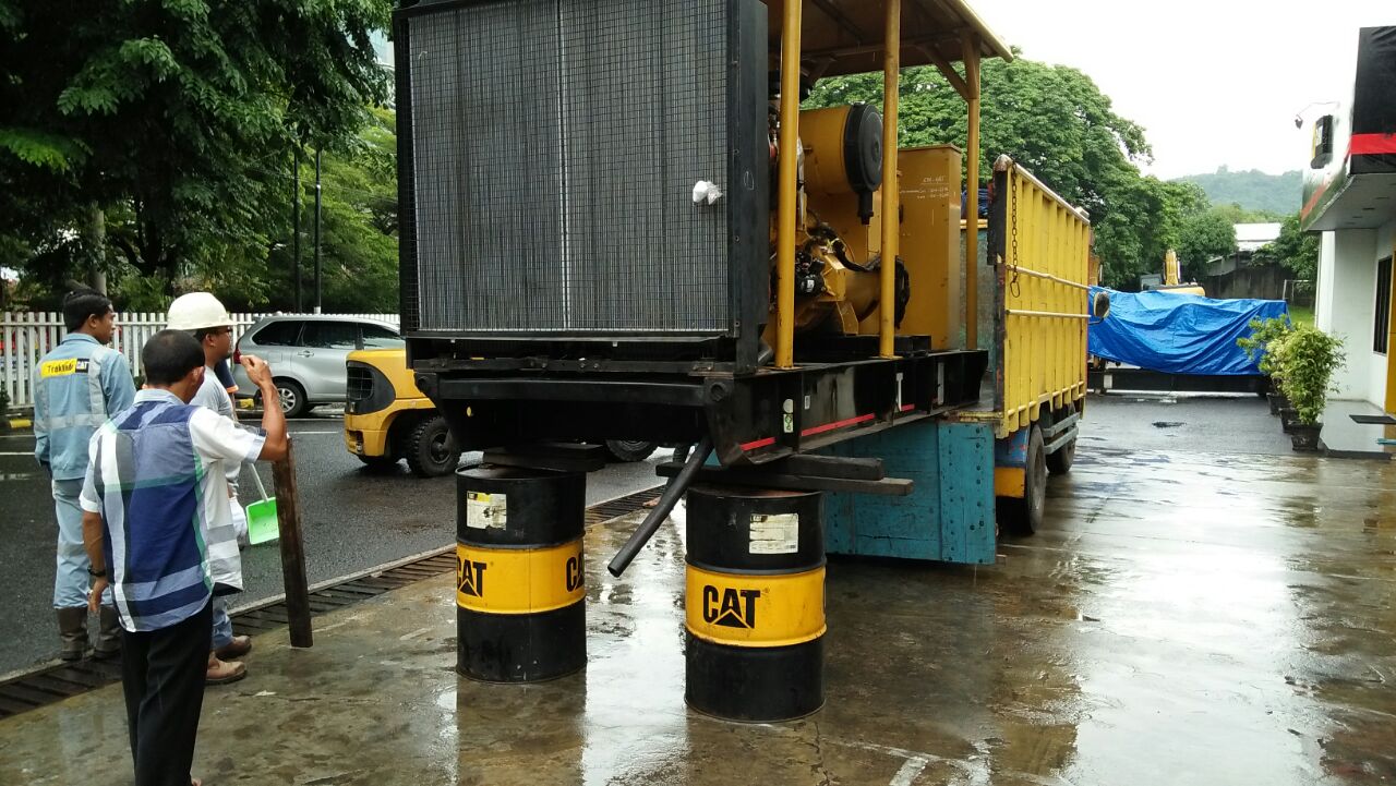  Ekspedisi  Truk  Murah Pengiriman Genset Generator ke 