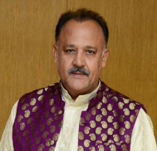 Alok Nath Family Wife Son Daughter Father Mother Marriage Photos Biography Profile